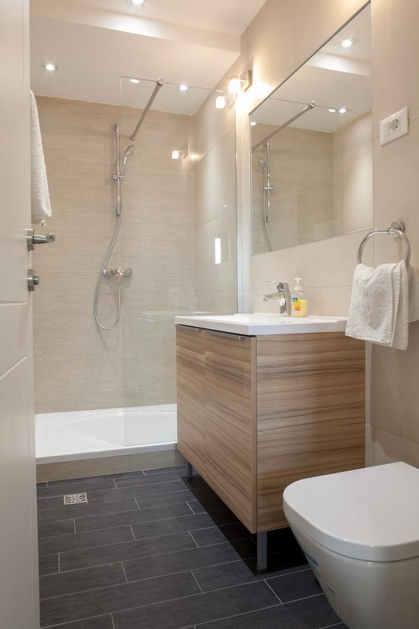 Apartments Juric Brela Exterior foto