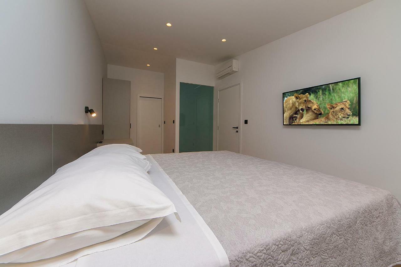 Apartments Juric Brela Exterior foto